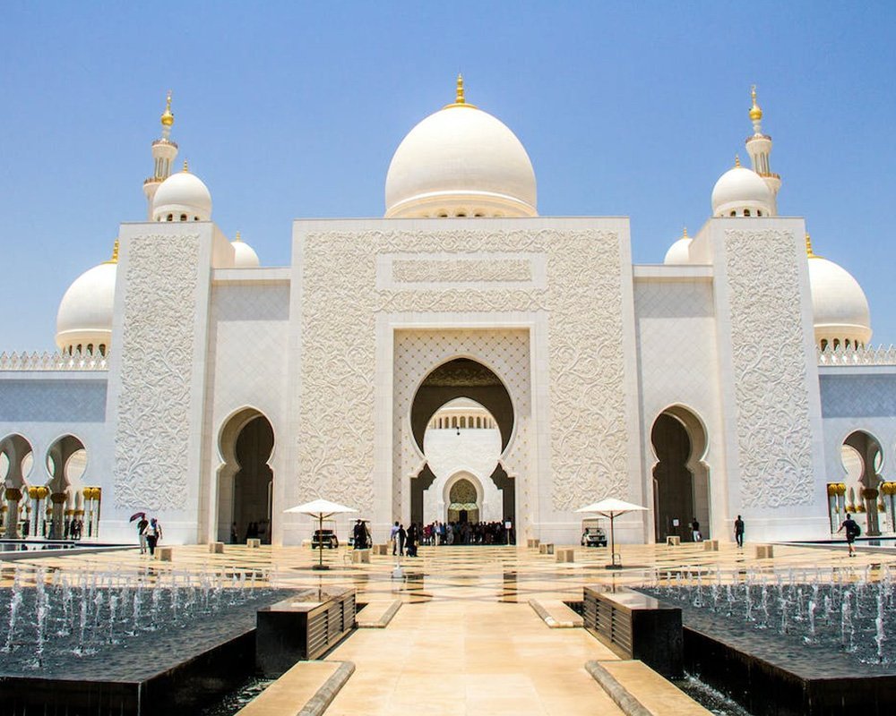 Dubai skyline and desert travel experiences